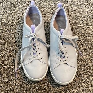 Vionic Gray Leather Sneakers